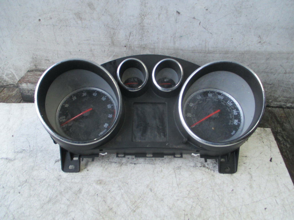 VAUXHALL ASTRA GTC 2016 1.4 PETROL SPEEDO INSTRUMENT CLUSTER 13460588 BA1X