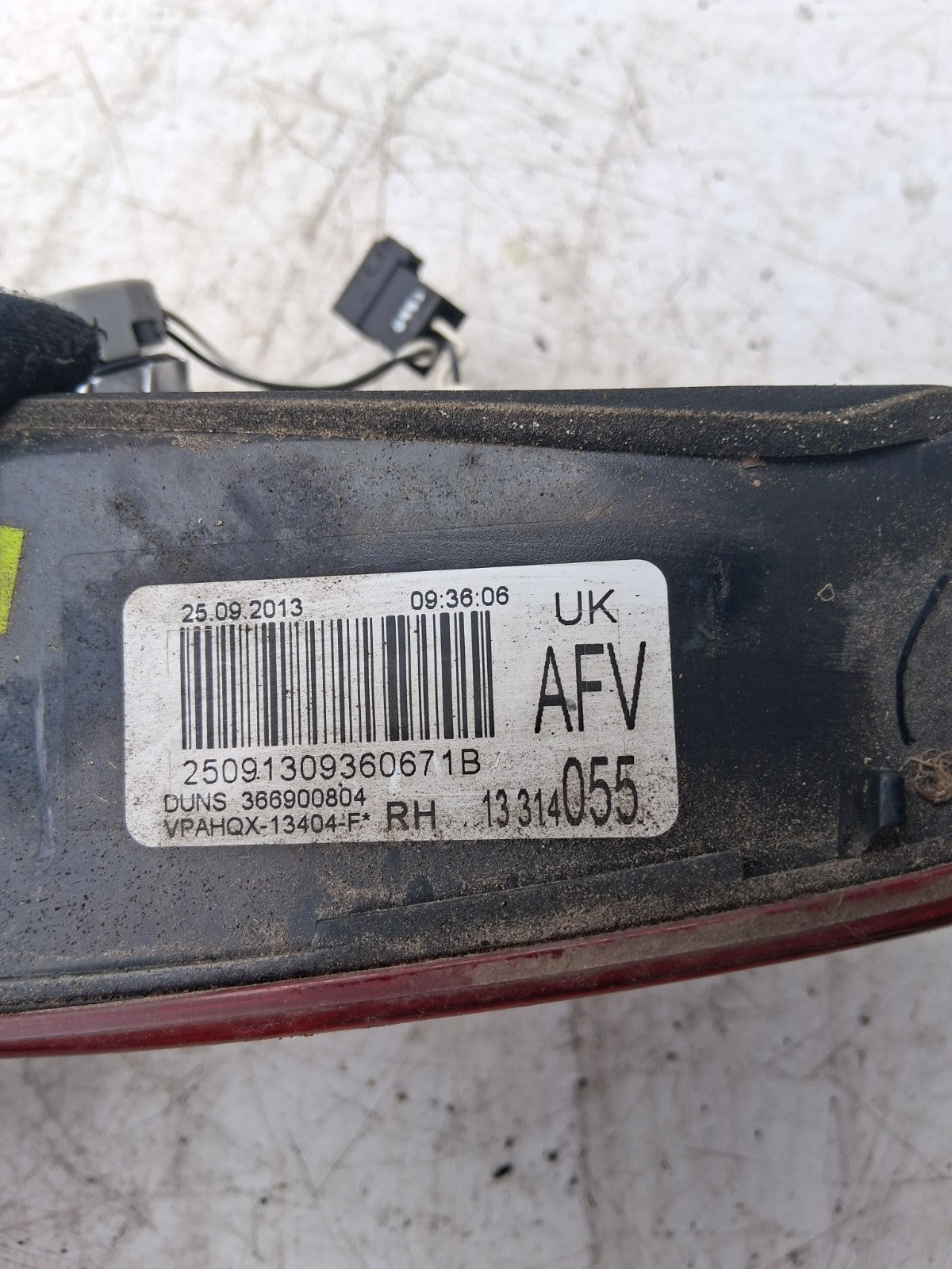VAUXHALL ASTRA J 2013 NSR NEAR LEFT PASSENGER SIDE TAIL LIGHT 366900804