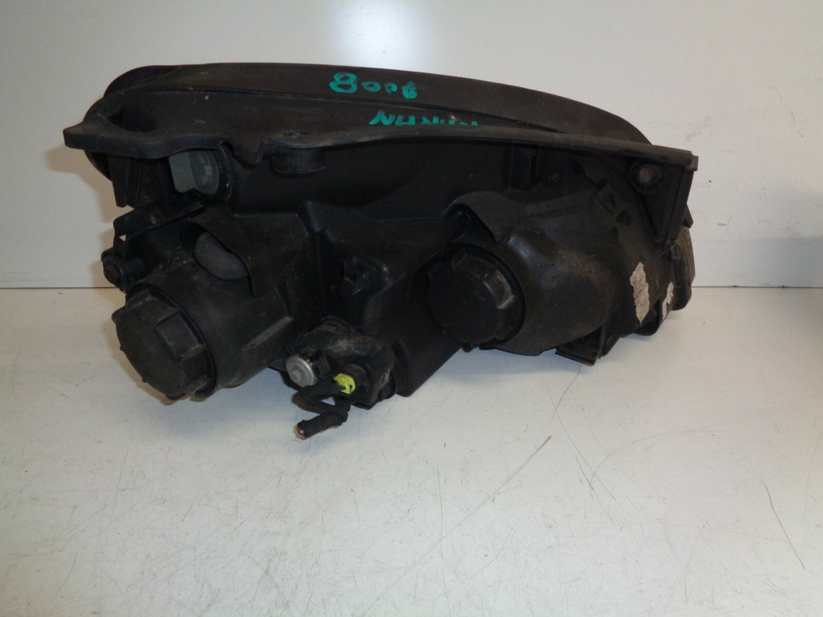 KIA CARENS 2008 NS FRONT PASSENGER SIDE HEADLIGHT HEADLAMP
