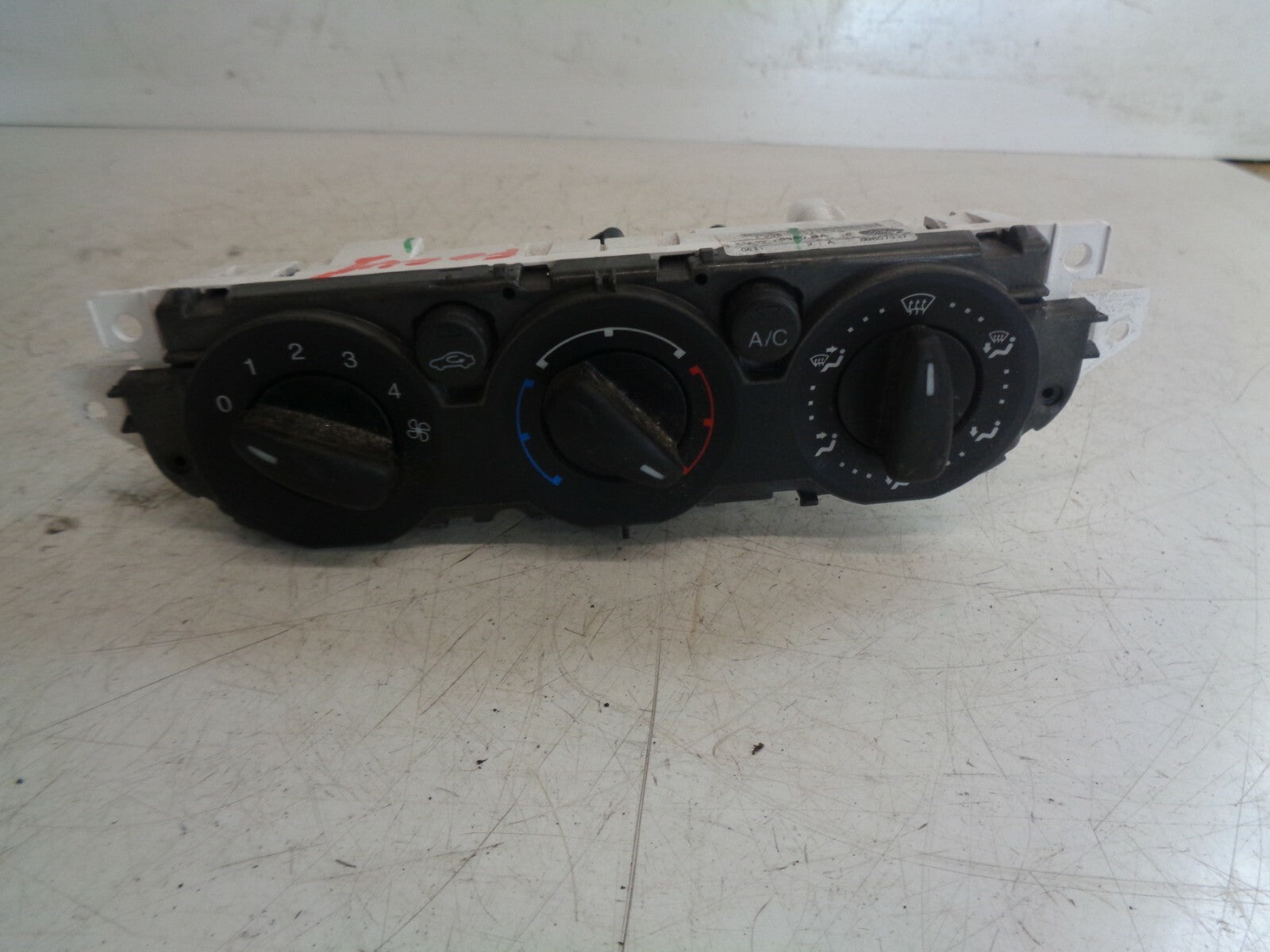 FORD FOCUS MK2 2008 AC HEATER CLIMATE CONTROL SWITCH PANEL 7M5T19980BA