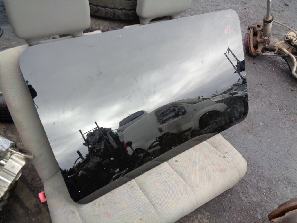 VW VOLKSWAGEN LT 35 2006 OS DRIVERS SIDE REAR DROP DOOR GLASS