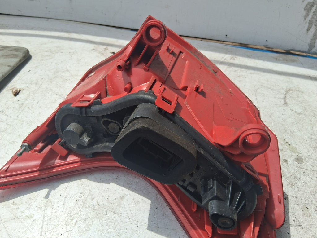 2012 PEUGEOT 3008 NSR PASSENGER SIDE REAR OUTER TAIL LIGHT LAMP