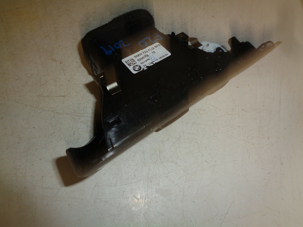 BMW 1 SERIES F20 2019 FRONT DASHBOARD OS DRIVER SIDE AIR VENT 9205356