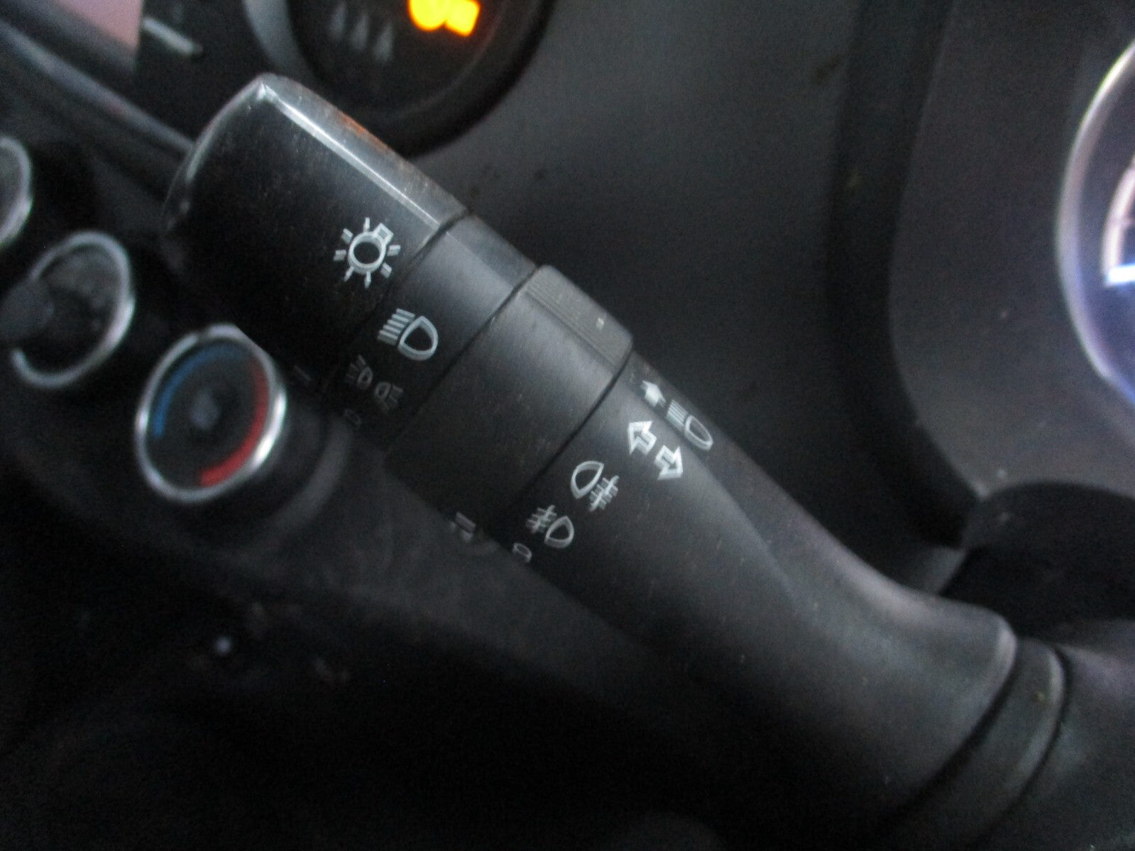 TOYOTA YARIS MK3 2018 WIPER INDICATOR STALK SWITCH SQUIB