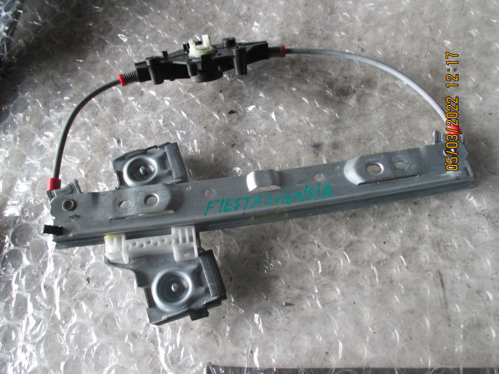 FORD FIESTA 2016 MK7 OSR REAR DRIVER SIDE WINDOW MOTOR REGULATOR 8A61A27000