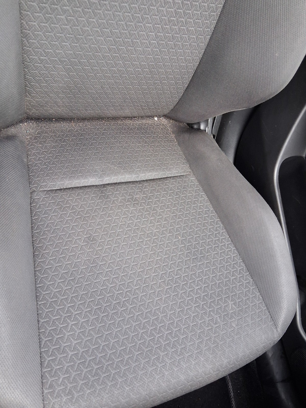 2019 SUZUKI SWIFT MK4 NSF PASSENGER SIDE FRONT LEFT COMPLETE SEAT FABRIC