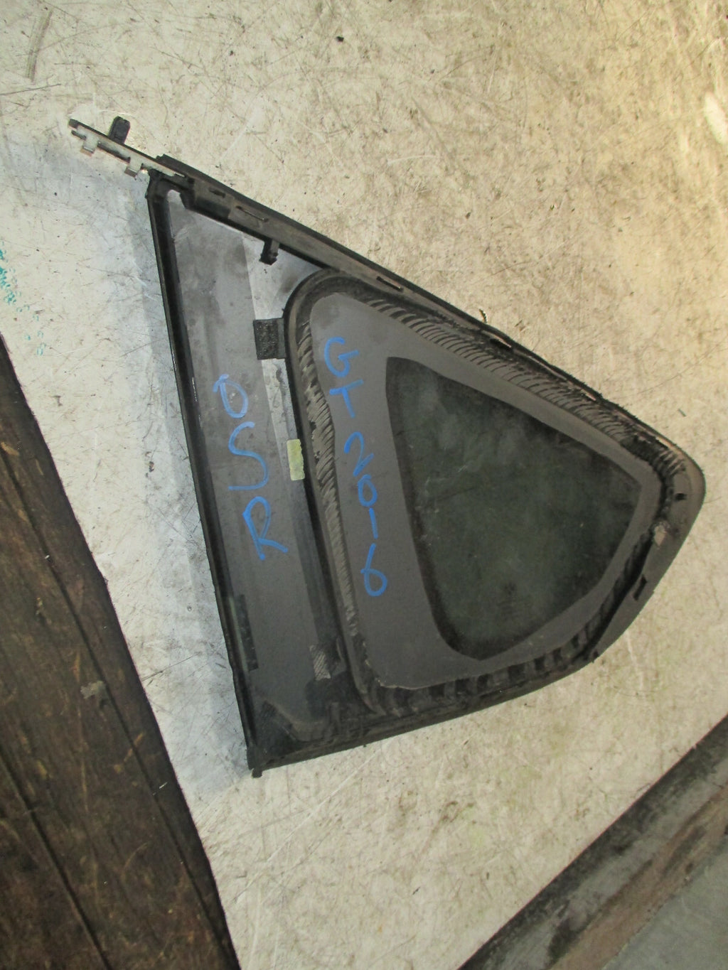 BMW 5 SERIES GT F07 2016 OSR DRIVER SIDE REAR QUARTER WINDOW GLASS