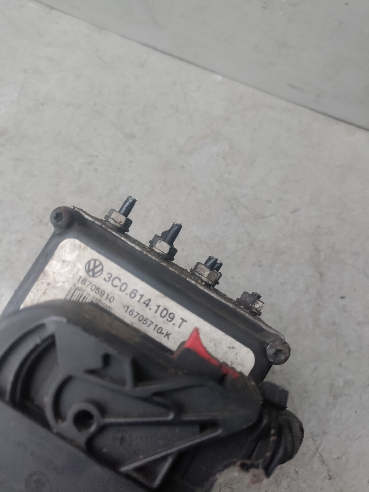 VW VOLKSWAGEN PASSAT B6 2009 ABS PUMP MODULE 3C0614109T