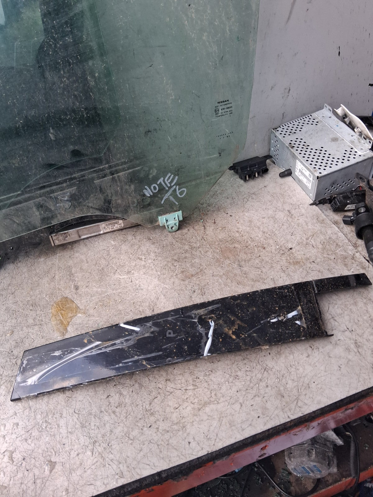 2023 VW VOLKSWAGEN TIGUAN FRONT B PILLAR TRIM 5NA837890