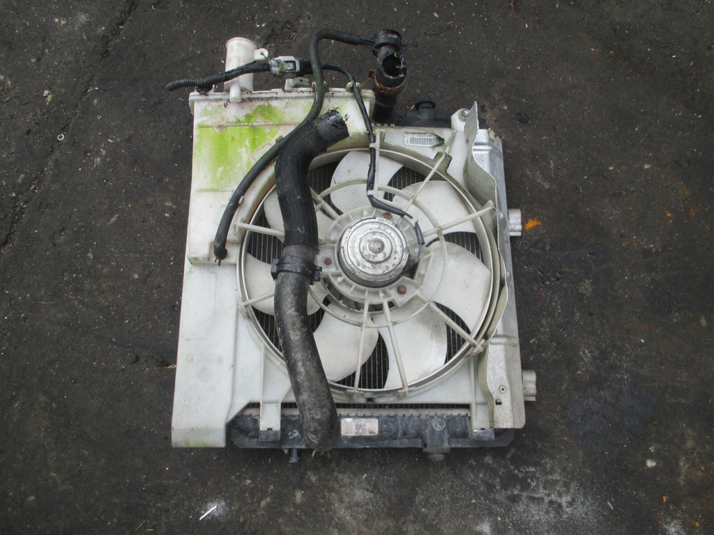 TOYOTA AYGO MK1 2013 1.0 PETROL RADIATOR RAD PACK RP 04