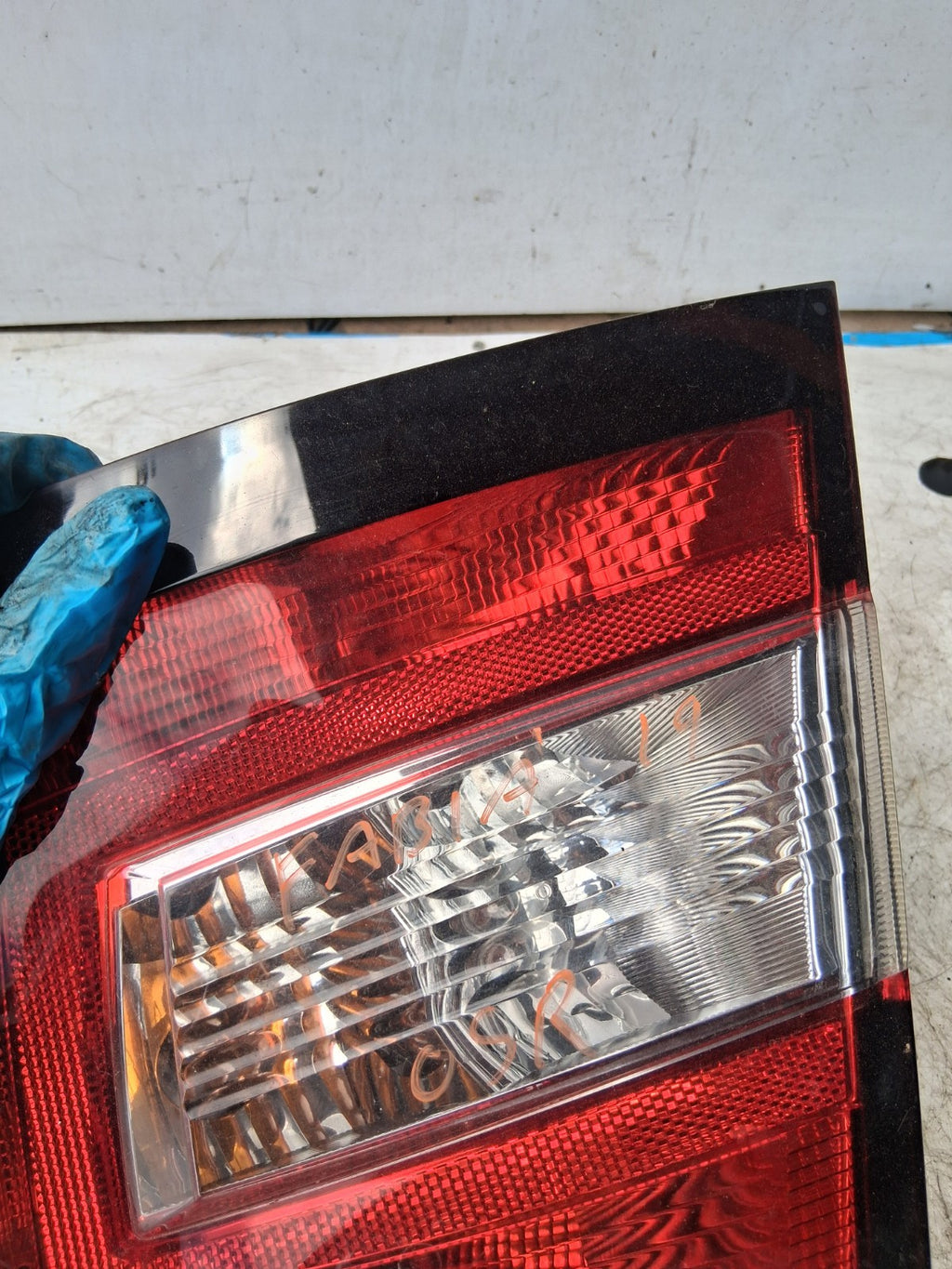 2019 SKODA FABIA OSR DRIVER SIDE REAR TAIL LIGHT LAMP 6V6945096