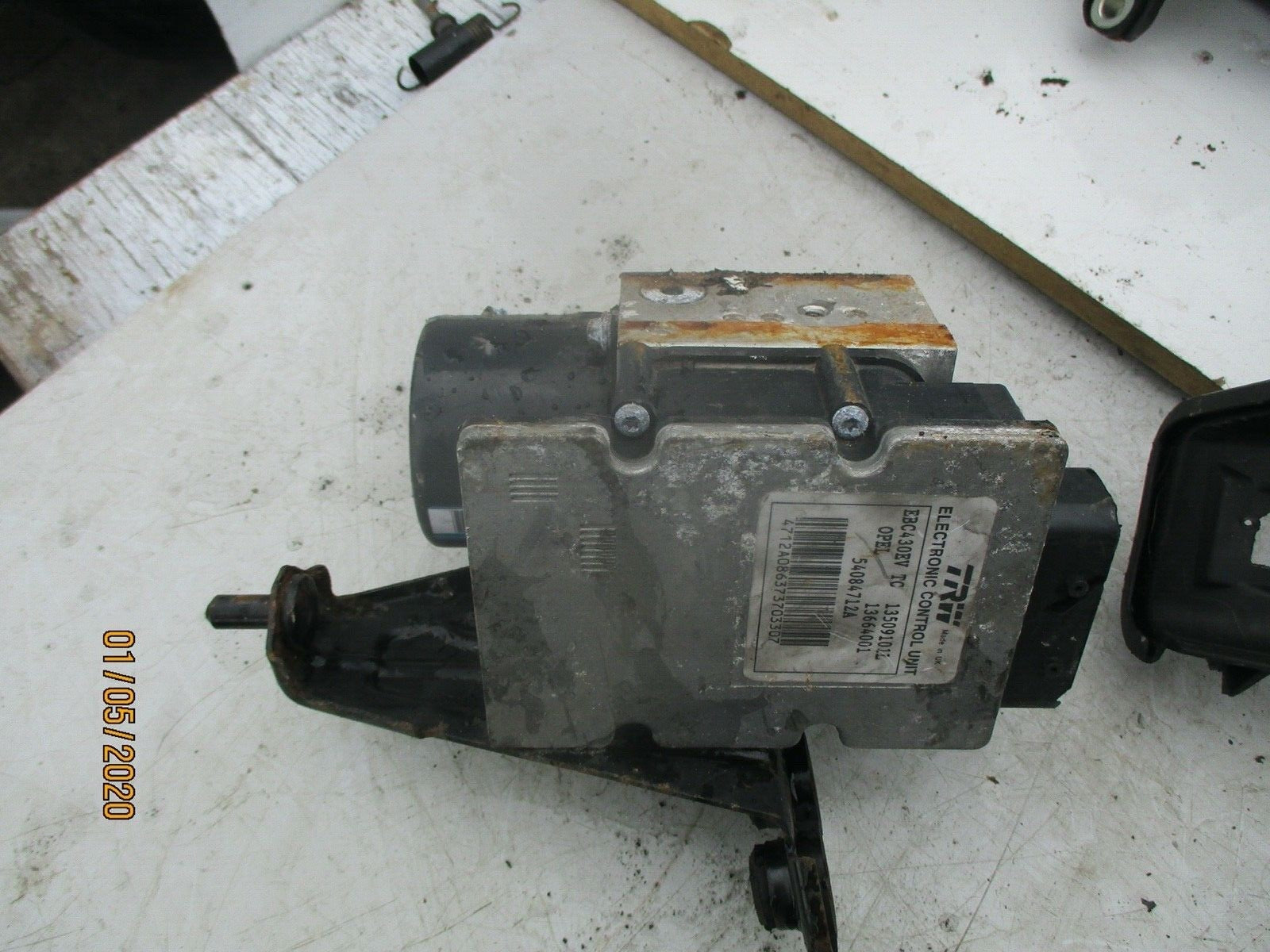 VAUXHALL VECTRA C 2003 2.0 DTI ABS PUMP 13664001 54085712A