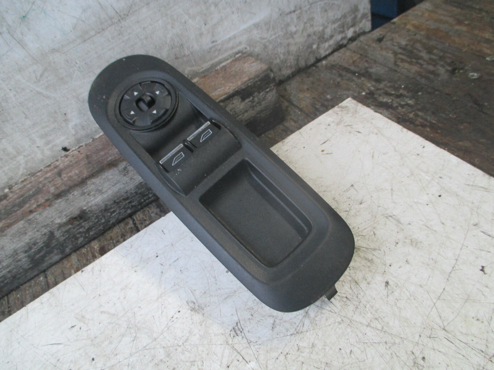 FORD MONDEO MK4 2008 OSF DRIVER SIDE FRONT DOOR WINDOW SWITCH 7S7T14A132CB