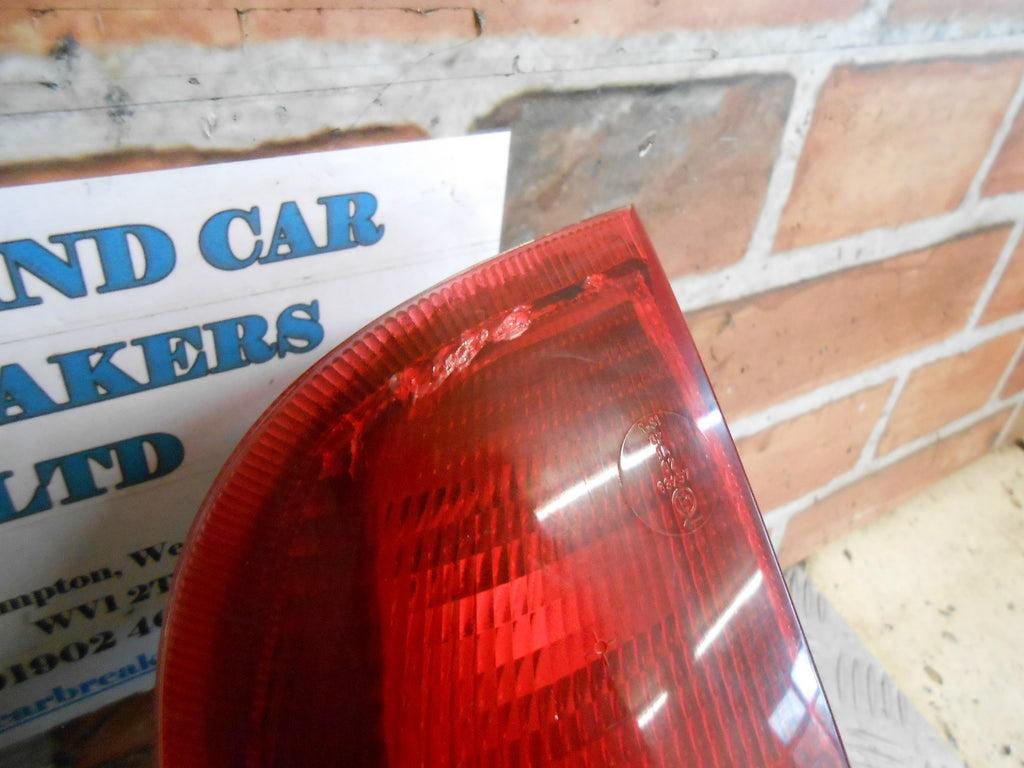 FORD ESCORT ESTATE MK7 2000 NSR PASSENGER SIDE REAR BRAKE TAIL LIGHT 91AG13A603