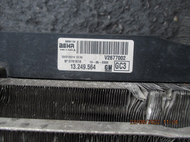 VAUXHALL CORSA D 2013 FACELIFT 1.2 PETROL RADIATOR FAN 13249564 RP02