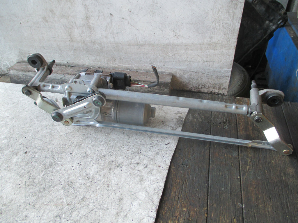 VW VOLKSWAGEN GOLF 2018 MK7 FRONT WINDSCREEN WIPER MOTOR LINKAGE 5G2955023D