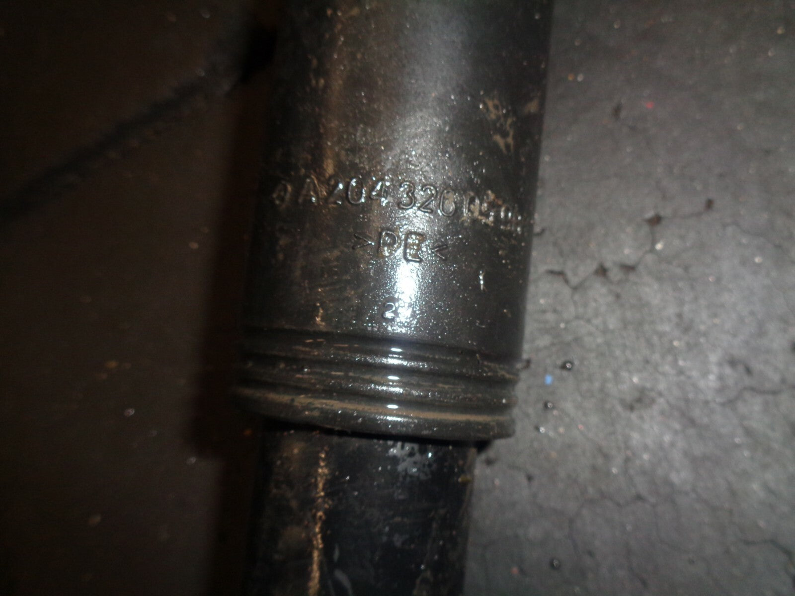 MERCEDES 2018 A CLASS W176 2.1 DIESEL REAR SHOCK ABSORBER DAMPER LEG