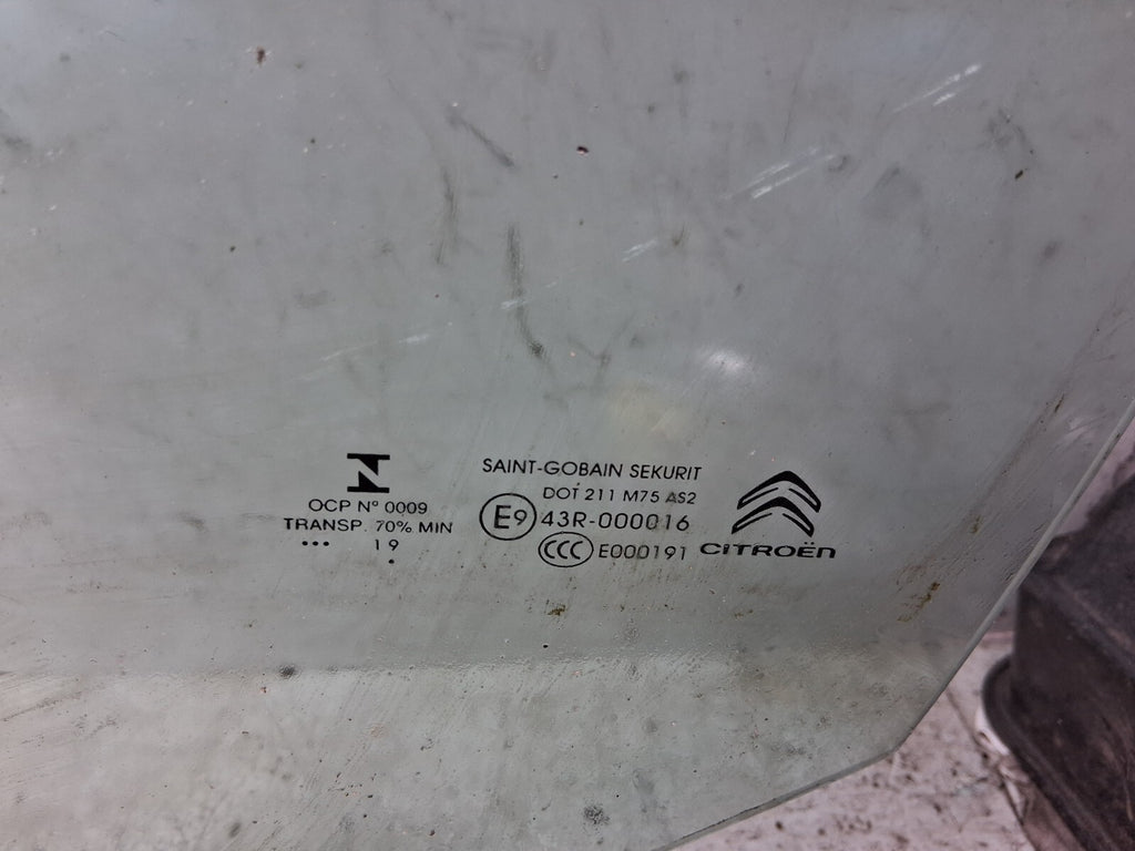 2019 CITROEN C4 CACTUS NSF PASSENGER SIDE FRONT LEFT WINDOW GLASS 43R000016