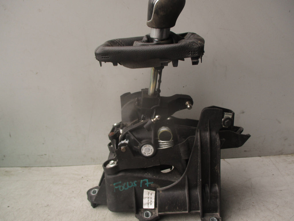 2017 FORD FOCUS MK3 6 SPEED MANUAL GEARSHIFT SELECTOR  F1FR7C453DKE