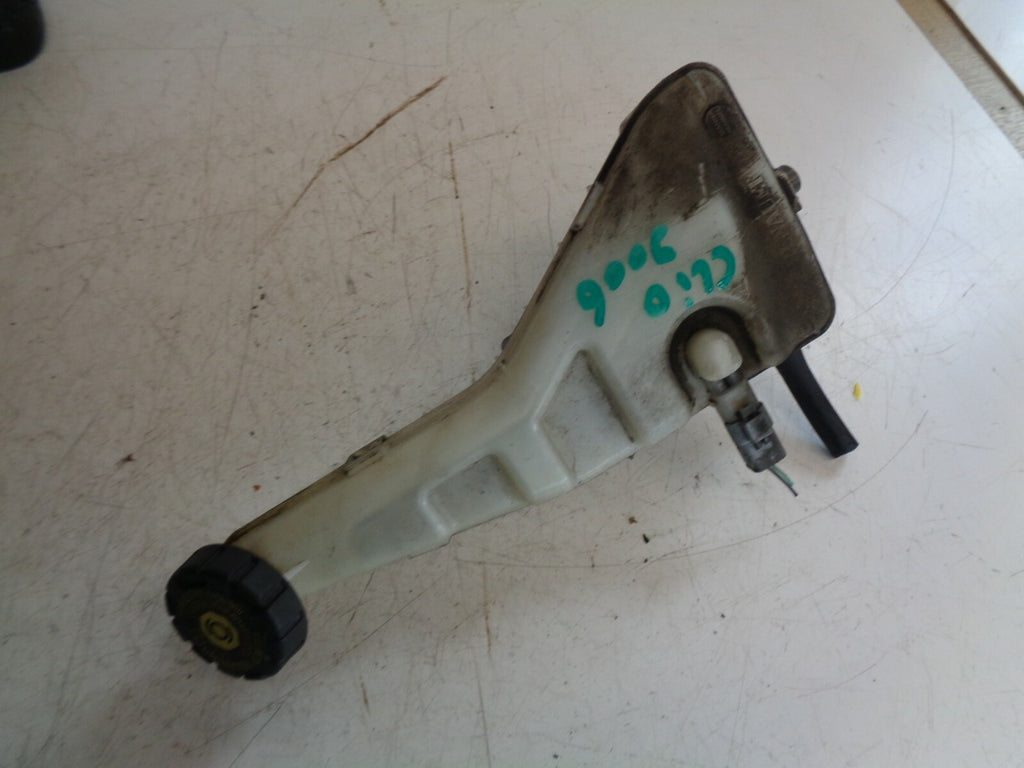 RENAULT CLIO MK3 2006 1.2 1.4 BRAKE MASTER CYLINDER RESERVOIR BOTTLE 8200129957