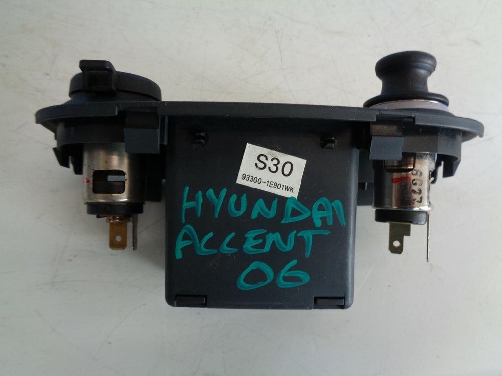 HYUNDAI ACCENT 2006 LIGHTER HOUSING 933001E901WK