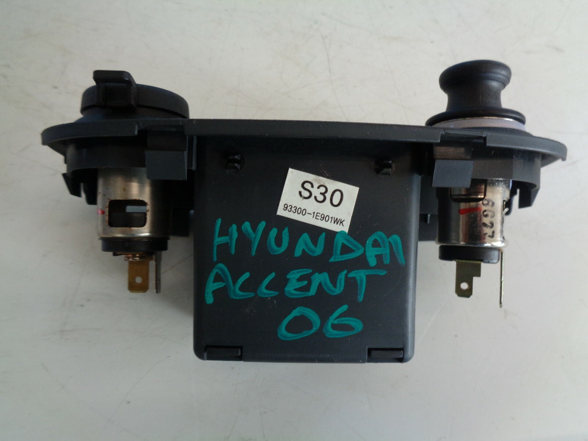HYUNDAI ACCENT 2006 LIGHTER HOUSING 933001E901WK