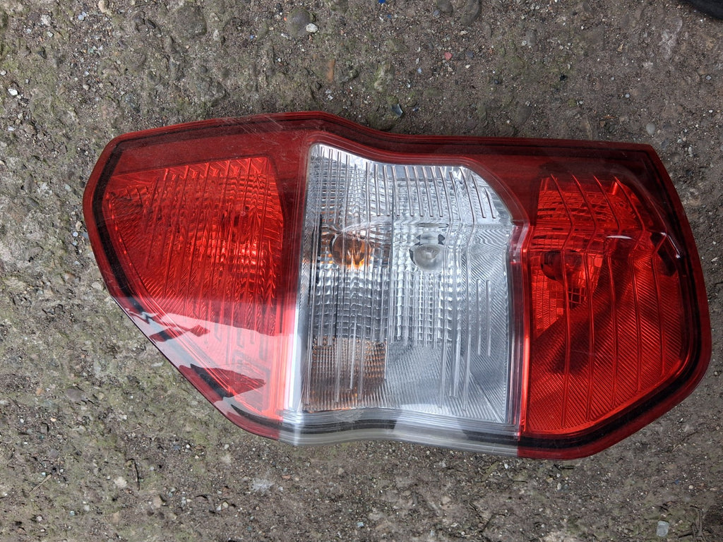 2015 FORD TRANSIT COURIER MK1 OS DRIVER SIDE REAR TAIL LIGHT LAMP ET7613404AB