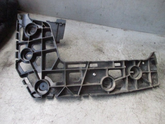 2022 VW VOLKSWAGEN CRAFTER REAR BUMPER BRACKET 7C0807823