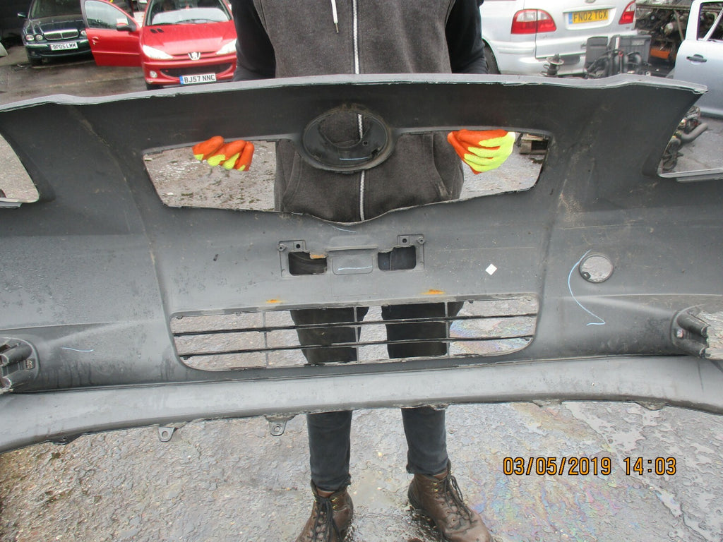 TOYOTA AURIS MK1 COMPLETE FRONT BUMPER BLACK