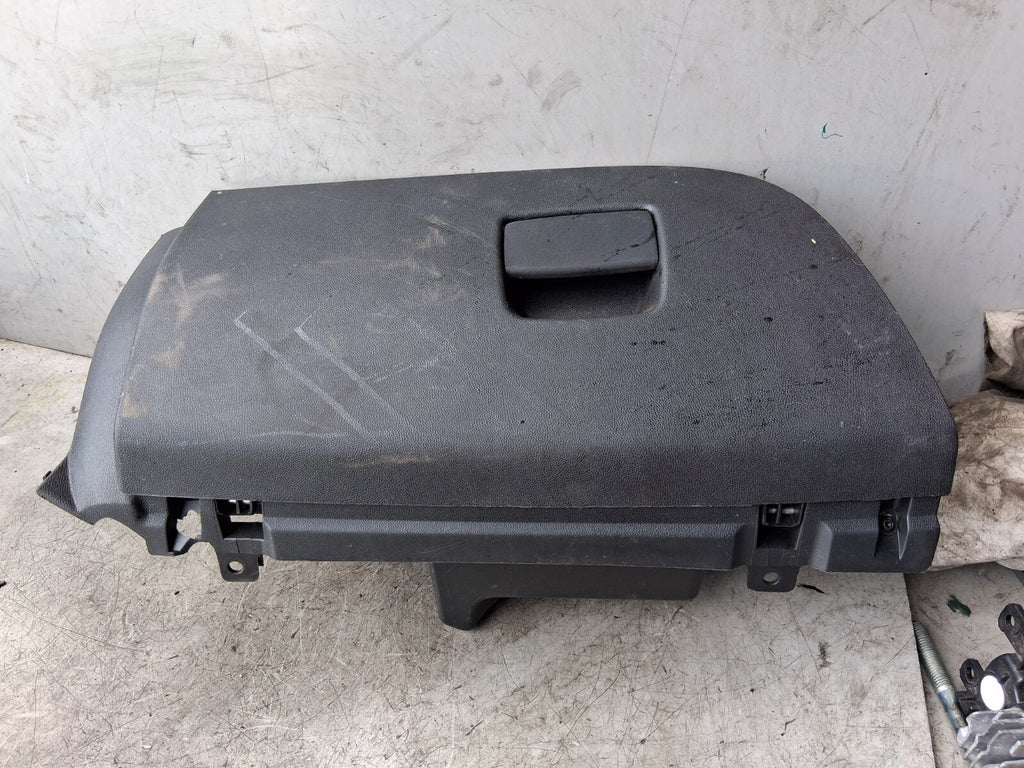 2015 VAUXHALL CORSA E DASHBOARD GLOVE BOX STORAGE COMPARTMENT 460029937