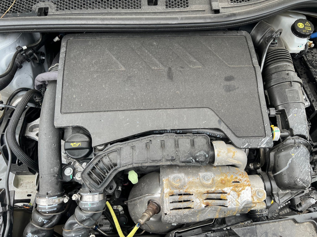 2025 PEUGEOT 208 1.2 PETROL TURBO BARE ENGINE WITH PUMP & INJECTOR HNE 1268 MILE