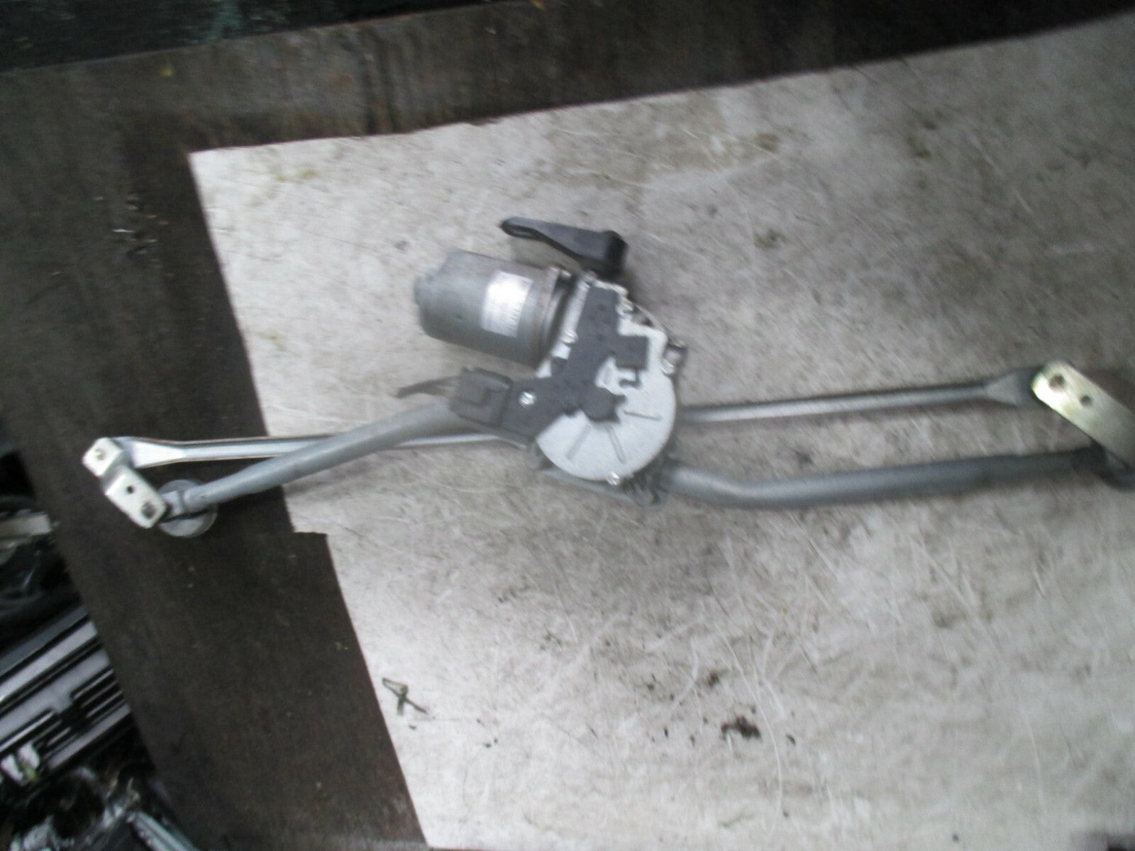 VW VOLKSWAGEN CRAFTER 2015 MK1 FRONT WINDSCREEN WIPER MOTOR WITH LINKAGE