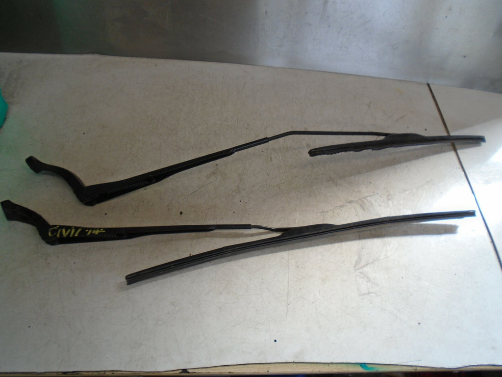 HONDA CIVIC 2014 MK9 FRONT WIPER ARMS