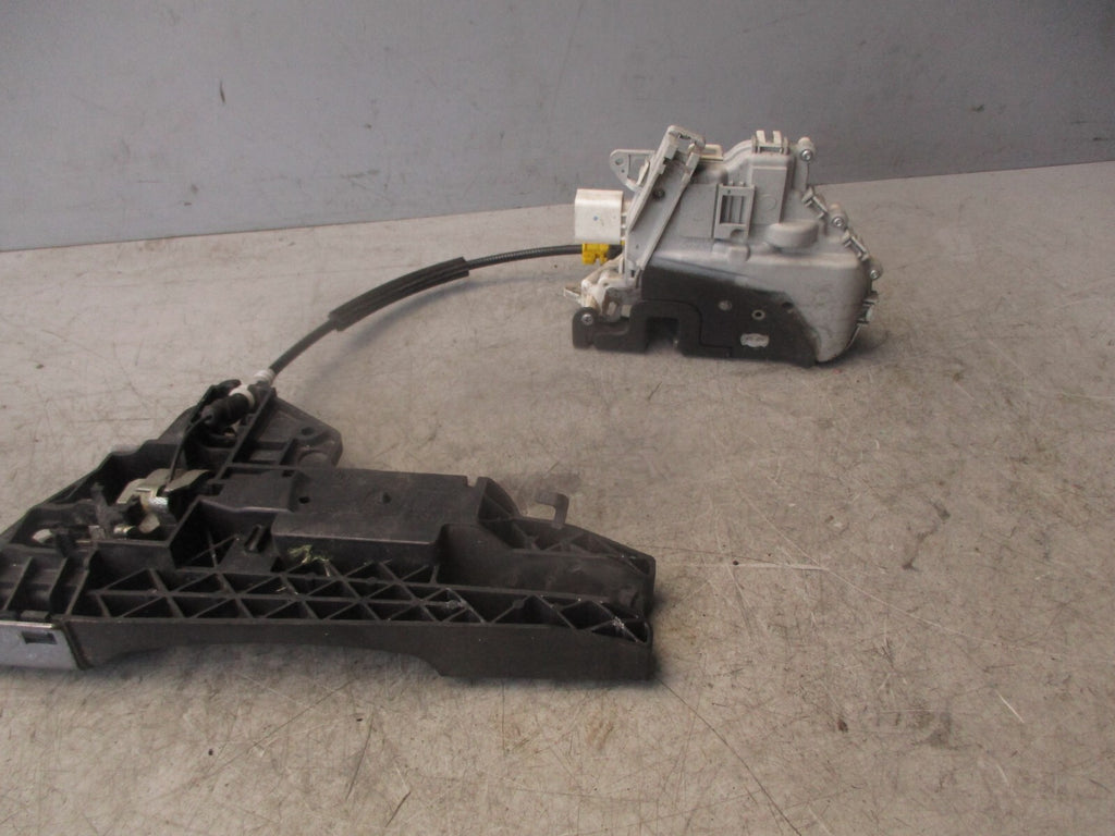 2011 AUDI A5 8T OSF PASSENGER SIDE FRONT RIGHT DOOR LOCK 8J2837016C
