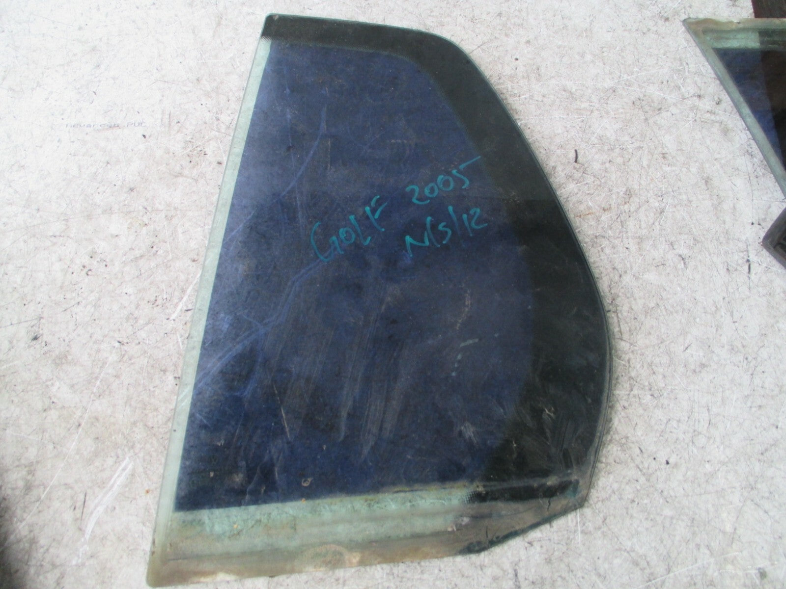 VOLKSWAGEN GOLF 2005 MK5 NSR REAR PASSENGER SIDE QUARTER WINDOW GLASS