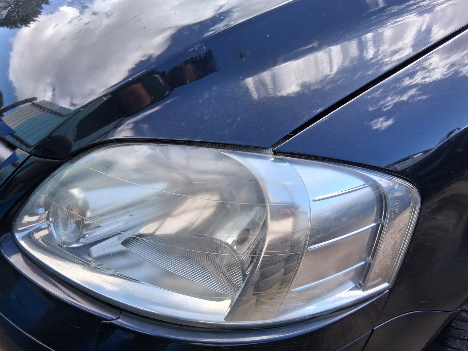 2011 VW VOLKSWAGEN FOX 3 DOOR NSF PASSENGER SIDE FRONT LEFT HEADLIGHT
