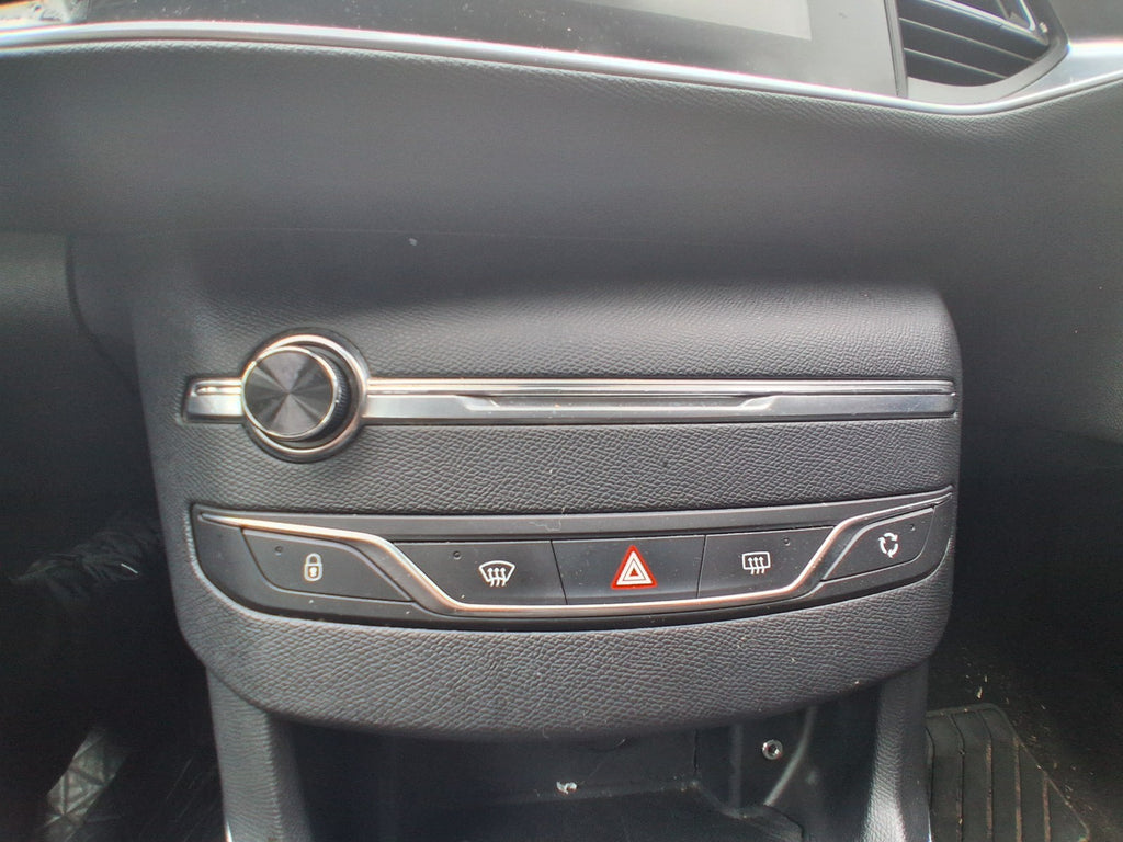 2014 PEUGEOT 308 MK2 AC CLIMATE CONTROL SWITCH PANEL