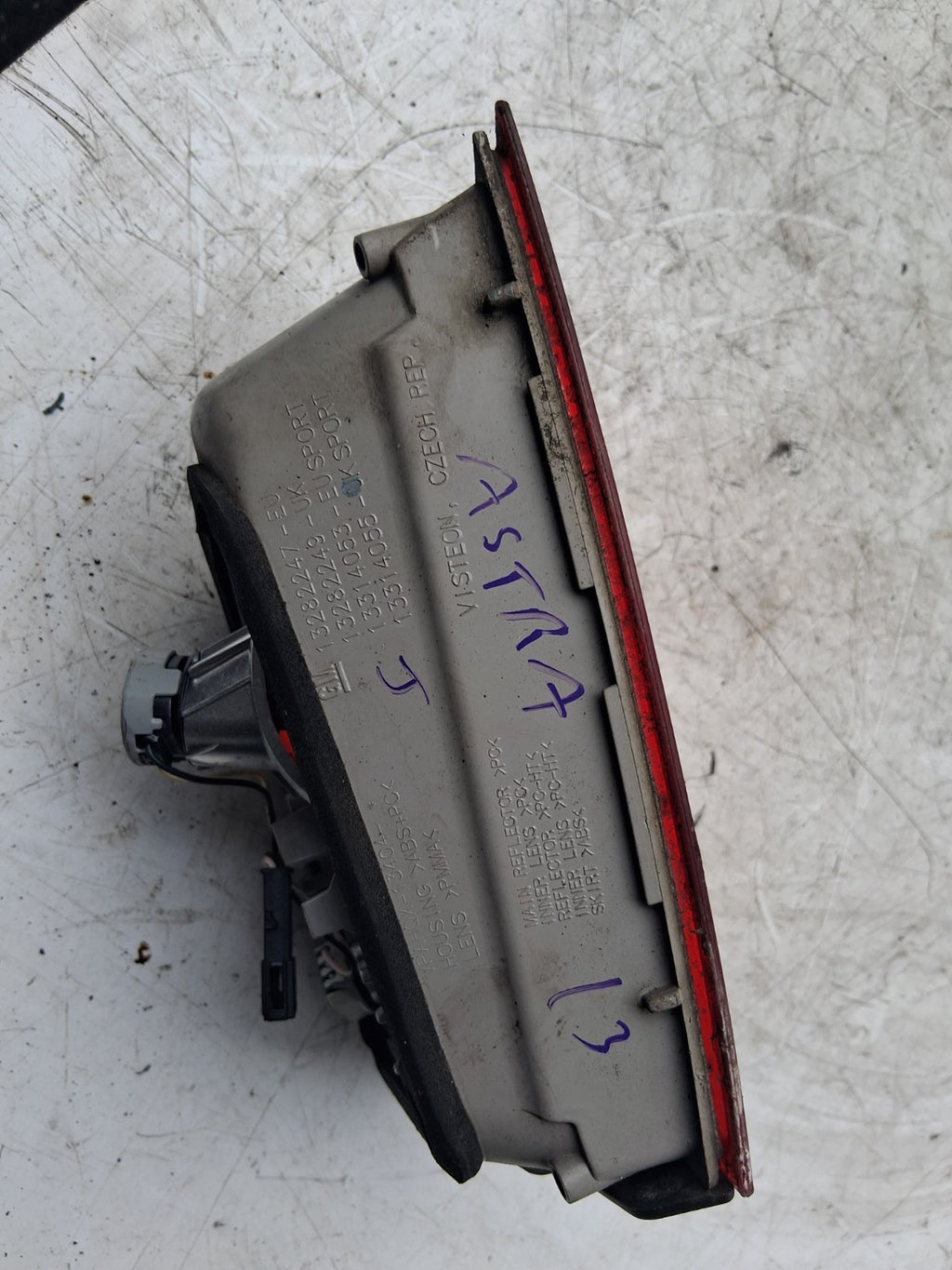 2013 VAUXHALL ASTRA J ESTATE OSR DRIVER REAR RIGHT INNER TAIL LIGHT 13282249