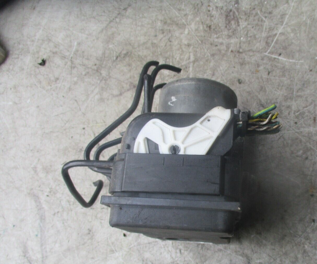2014 CITROEN BERLINGO ENGINE FUSE BOX G067