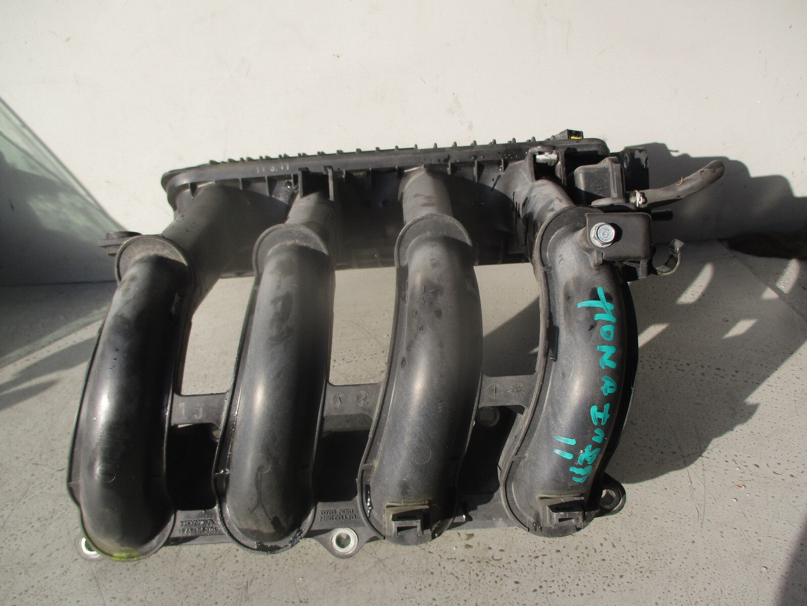 2011 HONDA INSIGHT ZE2 1.3 PETROL AIR INTAKE INLET MANIFOLD