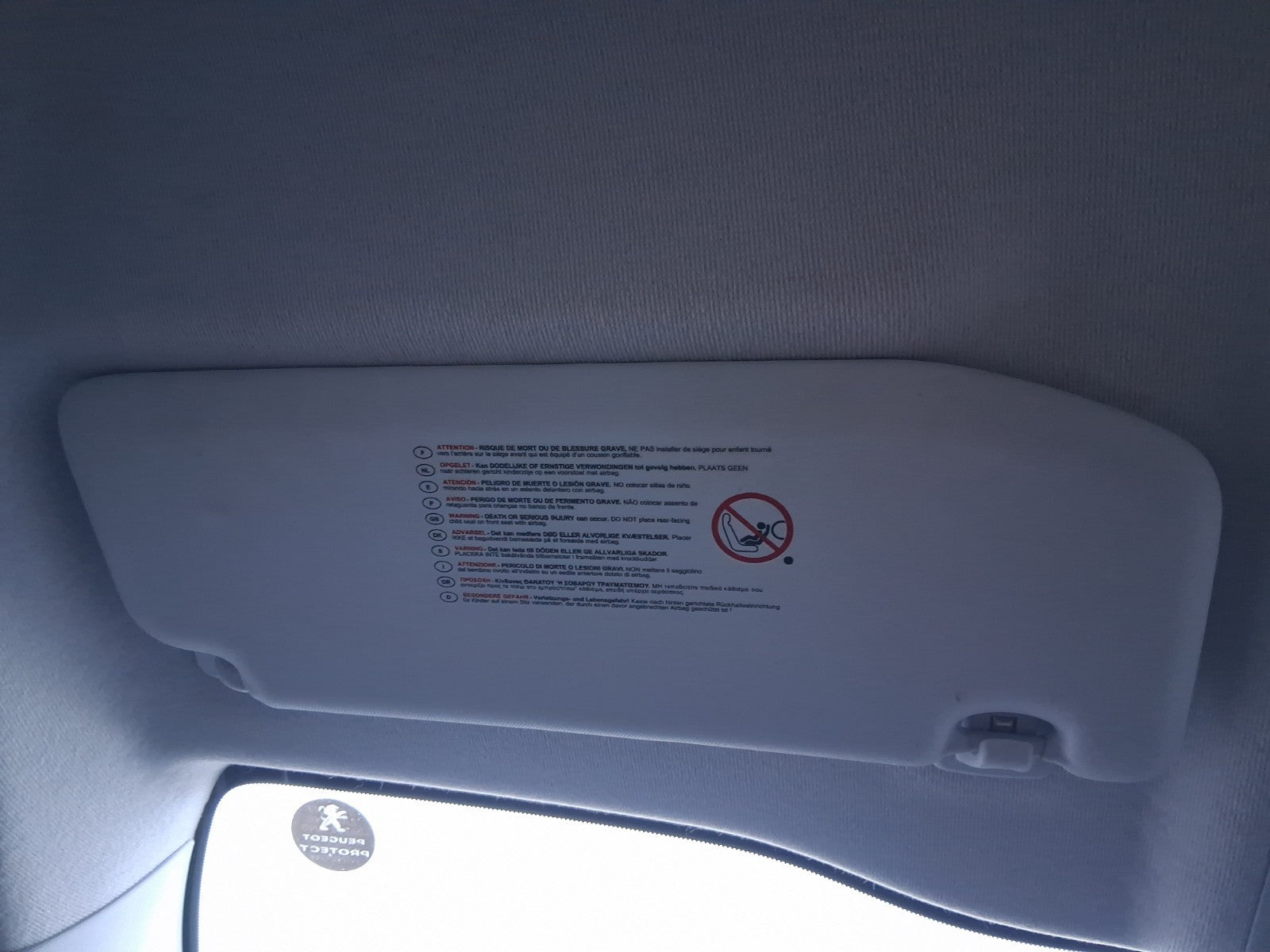 2014 PEUGEOT 208 NSF PASSENGER SIDE FRONT LEFT SUN VISOR SHADE