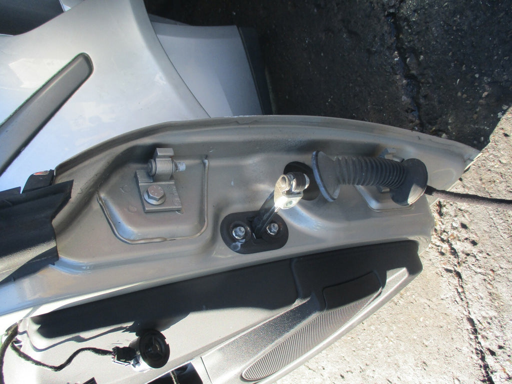 FIAT BRAVO MK2 5 DOOR NSF PASSENGER SIDE FRONT DOOR 272/B AVORIO VANITOSO