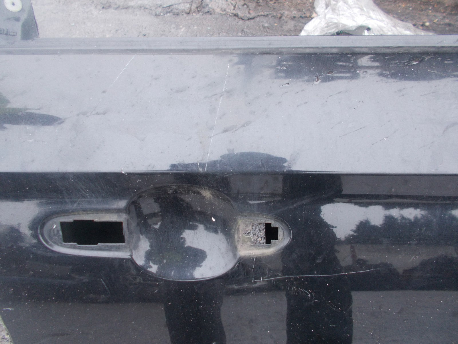 FORD MONDEO CD345 (MK4) 2007-2014 OSF DRIVER FRONT BARE DOOR SHELL D7 BLACK