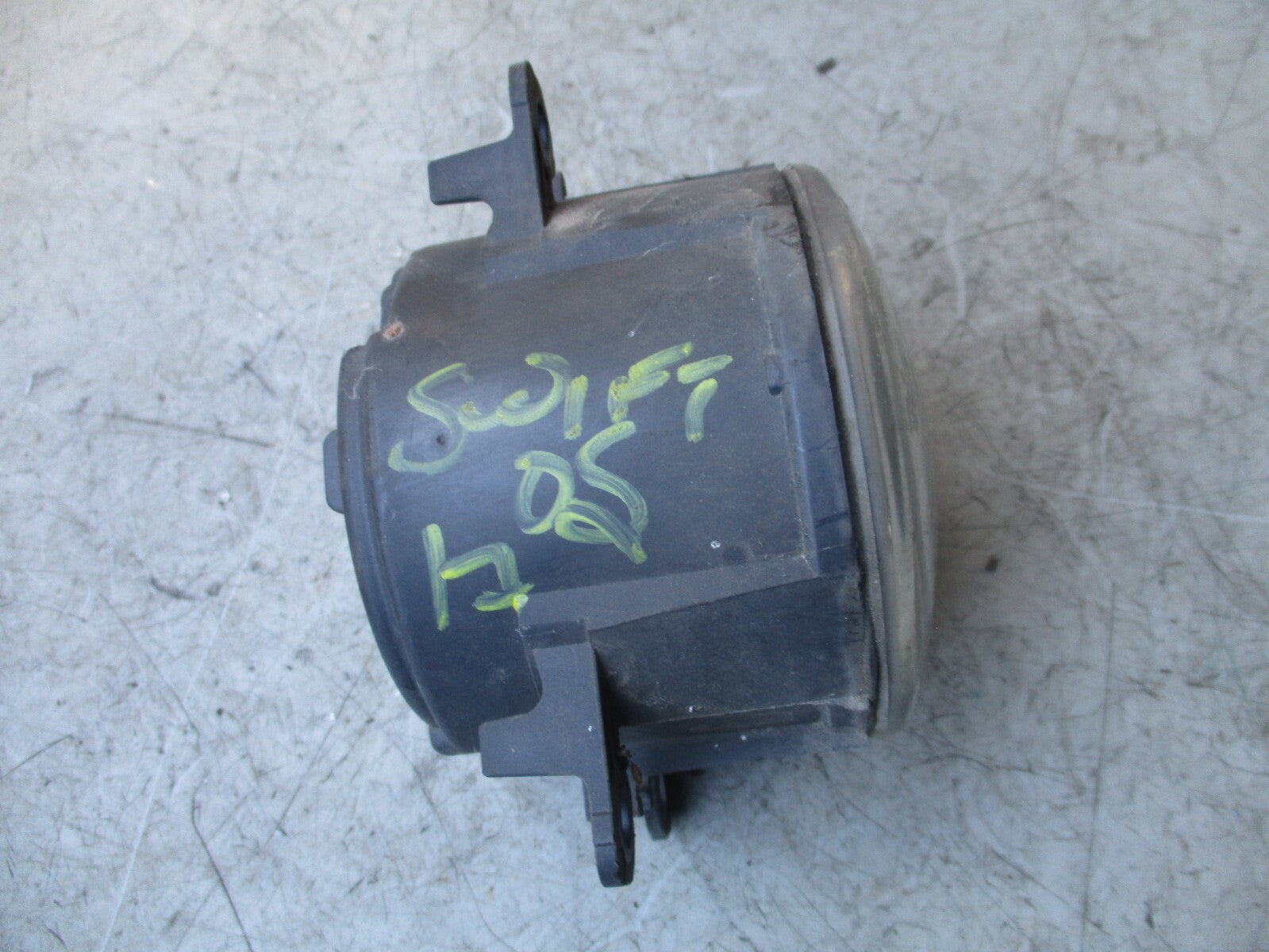 SUZUKI SWIFT MK3 2015 OS DRIVER SIDE FRONT FOG LIGHT LAMP 3550062J01
