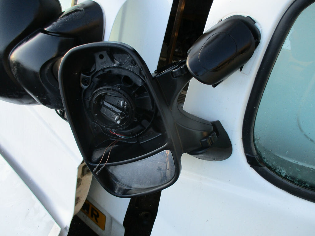 RENAULT TRAFIC X83 MK2 2014 NSF PASSENGER SIDE FRONT DOOR WHITE DAMAGED
