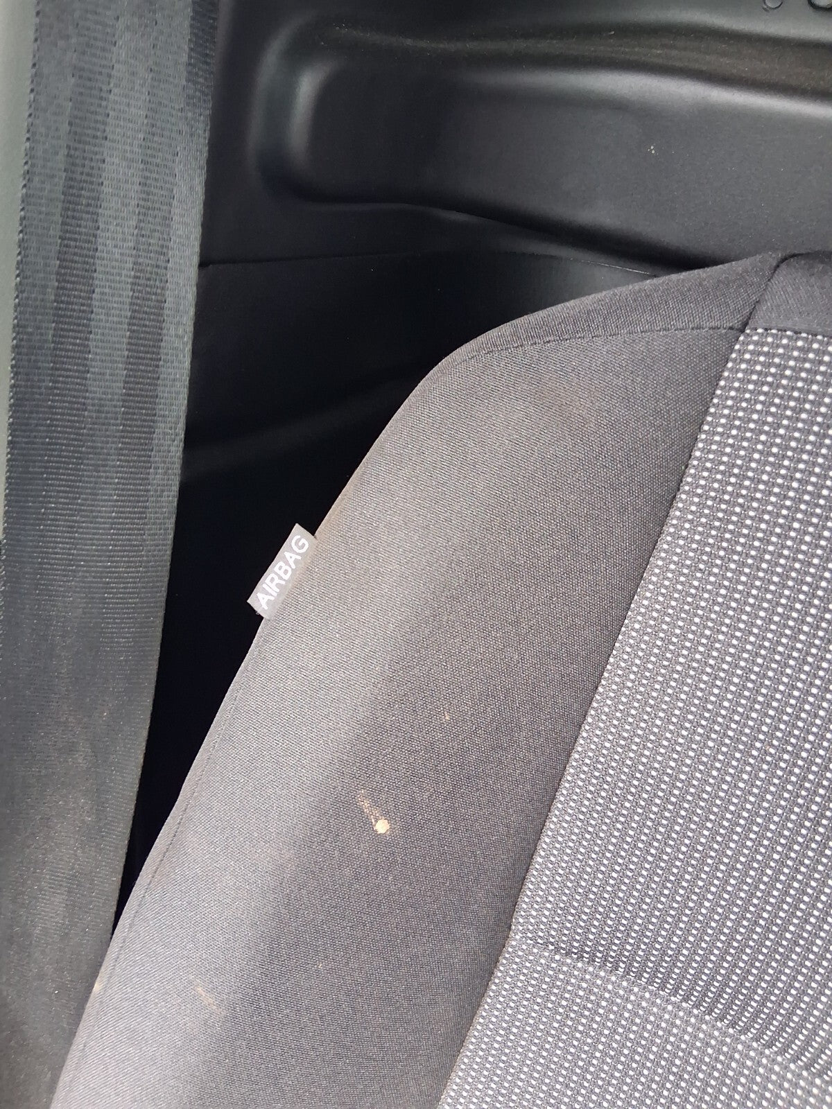 2024 TOYOTA PROACE CITY OS DRIVER SIDE FABRIC SEAT WITH BASE