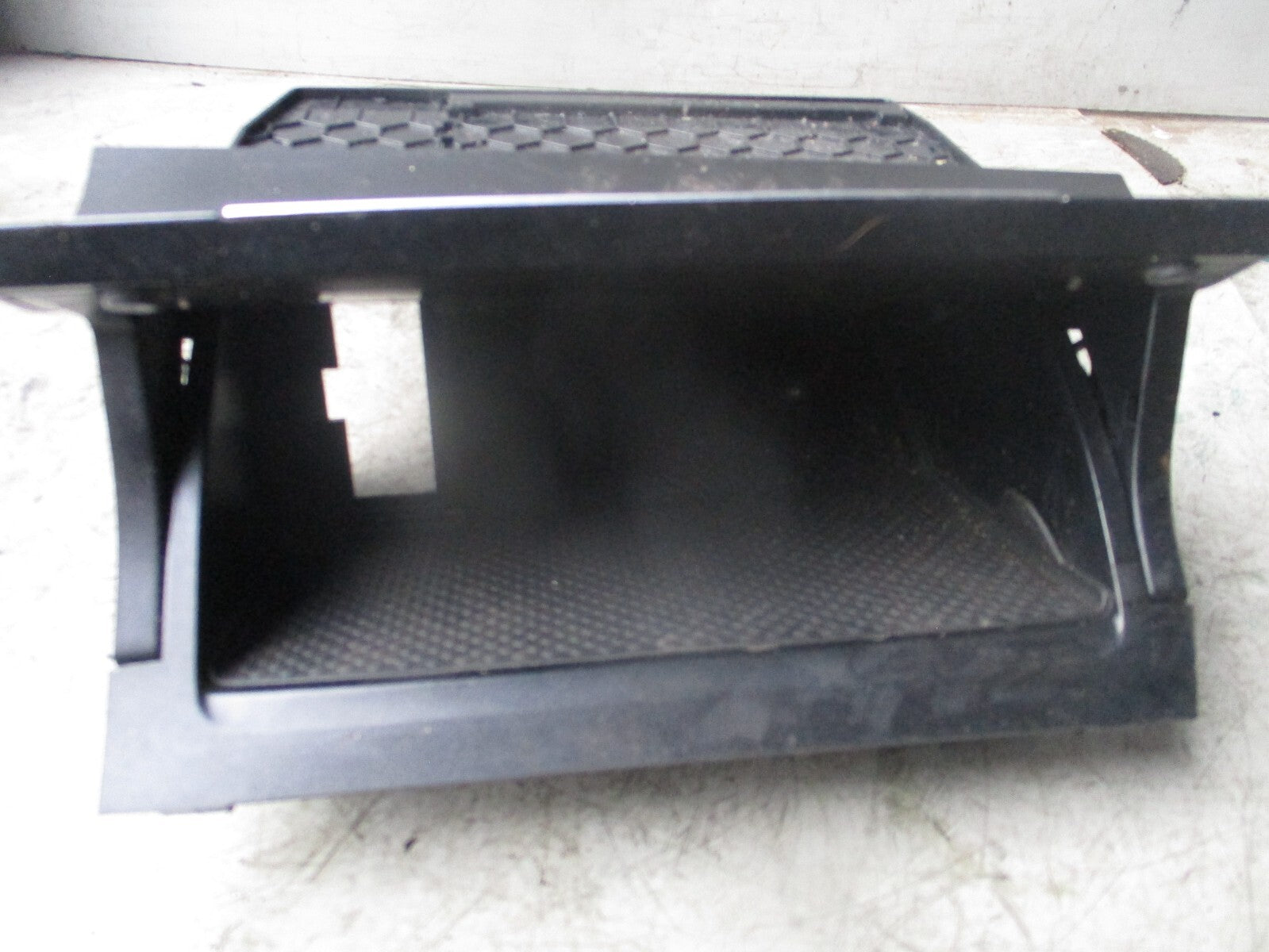 2017 VOLKSWAGEN GOLF FRONT CONSOLE ASHTRAY 5G2863391