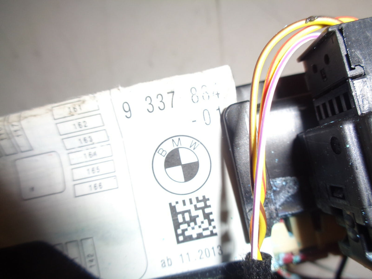 BMW 3 SERIES F30 2017 REAR FUSE BOX POWER DISTRIBUTION BOX  9337880