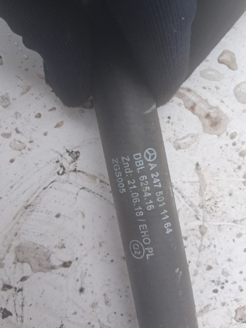 MERCEDES 2021 A CLASS WATER COOLANT RADIATOR PIPE A2475011164
