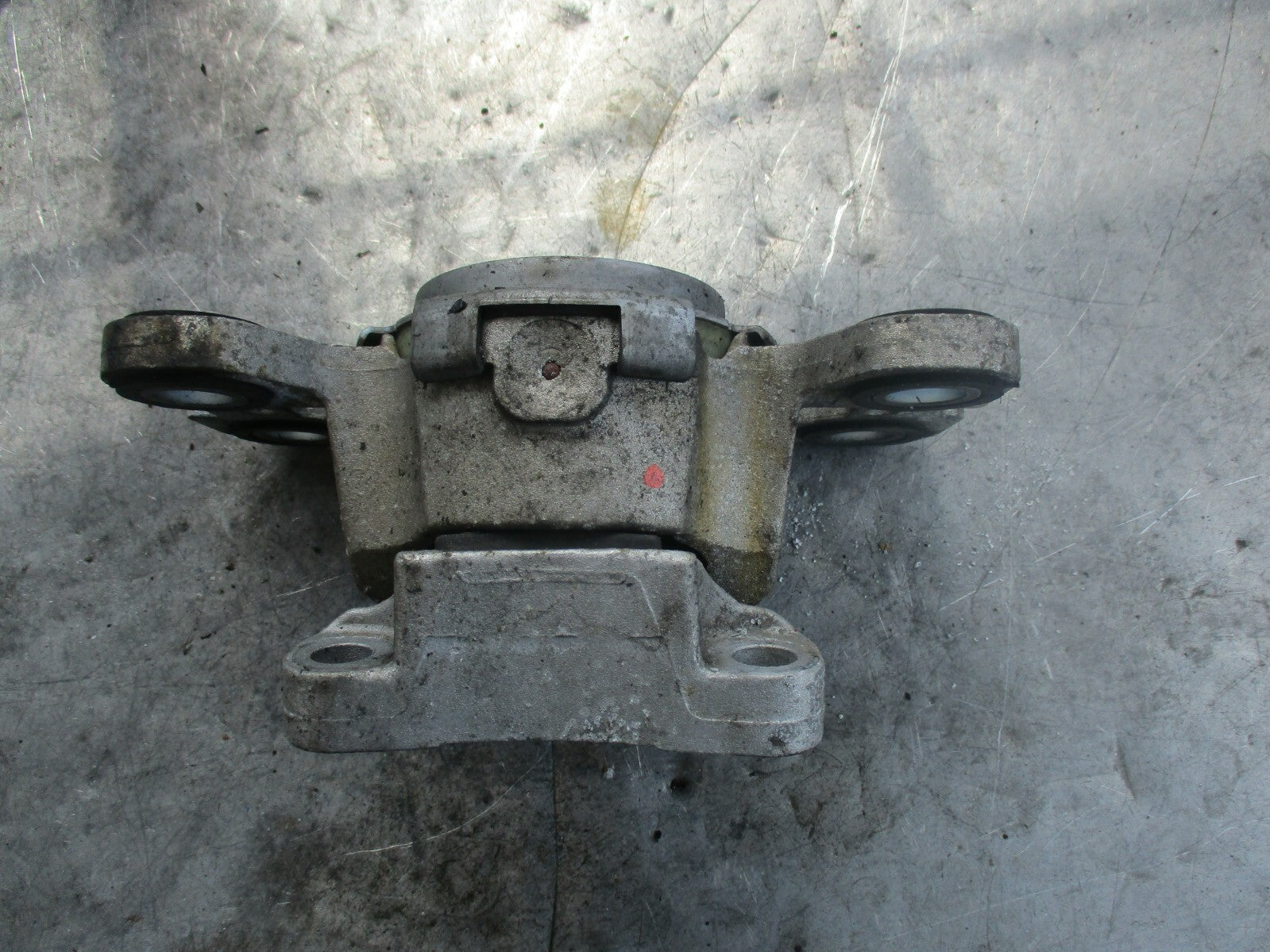 LAND ROVER DISCOVERY SPORT L550 2.0 NS PASSENGER SIDE ENGINE MOUNT 5J327M121AD